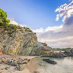 Ξενοδοχείο με διαμερίσματα White Sands Club Arenal d'en Castell