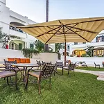 White Sands Club 3*