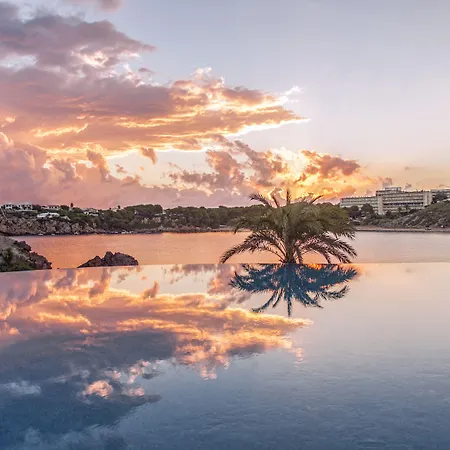 White Sands Club 3*