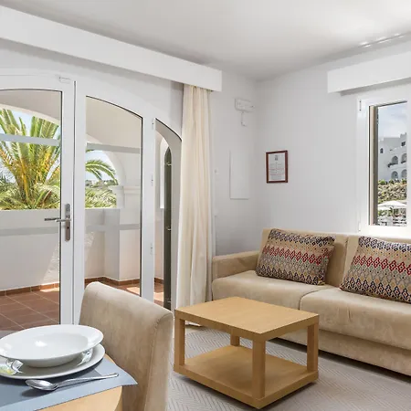 White Sands Club Aparthotel 3*