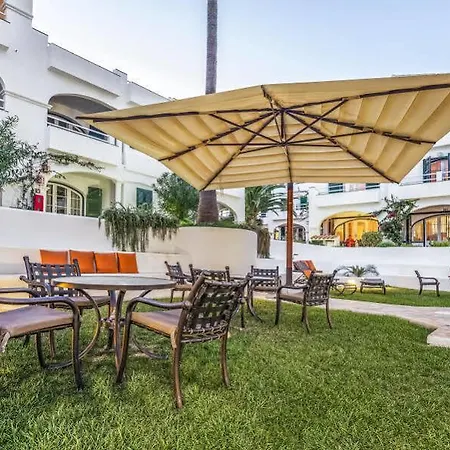 Aparthotel White Sands Club 3*