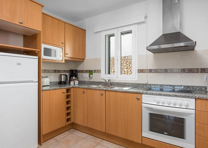 Aparthotel White Sands Club 3*